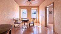 Sanierungsbedürftiges Forsthaus mit Garage und schönem Außenbereich - Esszimmer OG