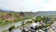 Modernisiertes Einfamilienhaus als Kapitalanlage oder zur Eigennutzung mit Calmontblick an der Mosel - Moselblick