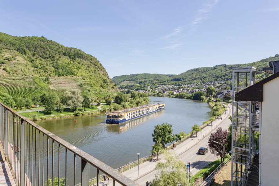 Atemberaubender Moselblick – Einfamilienhaus in begehrter Höhenlage von Cochem, 56812 Cochem, Einfamilienhaus