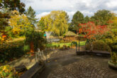 Anwesen mit parkähnlichem Garten, Wohn- und Geschäftsräumen, großem Wellnessbereich im Hunsrück. - Terrasse