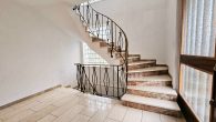 Sehr gepflegtes Einfamilienhaus mit Garage, Garten und Balkon in Bullay/Mosel - Diele EG