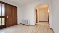 Sehr gepflegtes Einfamilienhaus mit Garage, Garten und Balkon in Bullay/Mosel - Flur