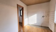 Sehr gepflegtes Einfamilienhaus mit Garage, Garten und Balkon in Bullay/Mosel - EG. Küche