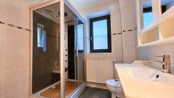 Großzügiges Wohn- und Ferienhaus, zwei Wohneinheiten möglich, inmitten der Zeller Altstadt - Mosel - Badezimmer 1. OG
