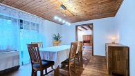 Perfektes Einfamilienhaus mit Garten und Garage - Esszimmer