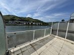 *vorgemerkt* Teil-renoviertes Stadthaus mit fantastischem Moselblick, Terrasse und Garage in Zell - Terrasse 2. OG