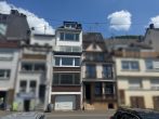 *vorgemerkt* Teil-renoviertes Stadthaus mit fantastischem Moselblick, Terrasse und Garage in Zell - Gesamtansicht