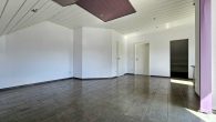 Schönes Einfamilienhaus mit Einliegerwohnung, Doppelgarage und Garten in Illerich, nahe Cochem - Zimmer OG