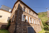 Vollständig renoviertes Haus mit Terrasse in der Calmont-Region in Bremm, Nähe Zell - Vorderansicht
