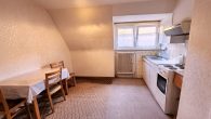 Großzügiges Einfamilienhaus mit 2 Garagen, Nebengebäude und Garten in Ortsrandlage von Zell/Mosel - Küche