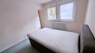 Großzügiges Einfamilienhaus mit 2 Garagen, Nebengebäude und Garten in Ortsrandlage von Zell/Mosel - Zimmer