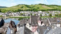 Großes Einfamilienhaus mit 2 Terrassen, Weinbergblick und Doppelgarage inmitten der Zeller Altstadt - Zell