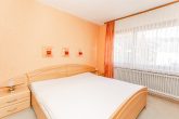 Ein Haus nahe Cochem - mit 2 Terrassen, Balkon und Garage in hochwassersicherer Lage - Schlafzimmer