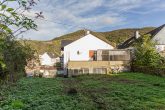 Ein Haus nahe Cochem - mit 2 Terrassen, Balkon und Garage in hochwassersicherer Lage - Garten